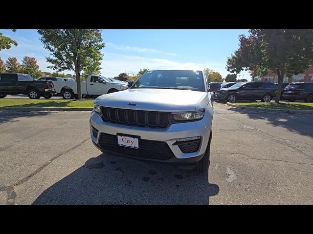2025 Jeep Grand Cherokee GRAND CHEROKEE LIMITED 4X4 2025 Jeep Grand Cherokee GRAND CHEROKEE LIMITED 4X4