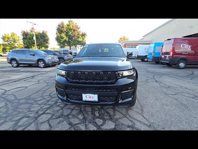 2025 Jeep Grand Cherokee GRAND CHEROKEE L LIMITED 4X4 2025 Jeep Grand Cherokee GRAND CHEROKEE L LIMITED 4X4