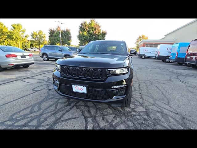 2025 Jeep Grand Cherokee GRAND CHEROKEE LIMITED 4X4 2025 Jeep Grand Cherokee GRAND CHEROKEE LIMITED 4X4