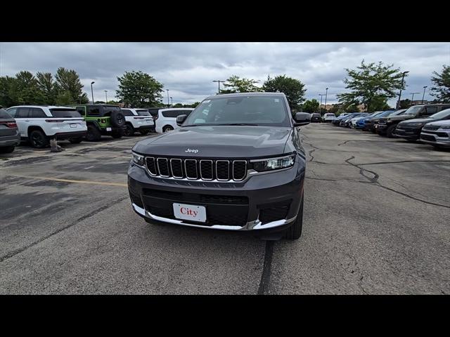 2025 Jeep Grand Cherokee GRAND CHEROKEE L LAREDO 4X4
