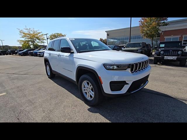 2025 Jeep Grand Cherokee GRAND CHEROKEE LAREDO 4X4 2025 Jeep Grand Cherokee GRAND CHEROKEE LAREDO 4X4