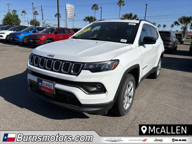 2025 Jeep Compass COMPASS LATITUDE 4X4