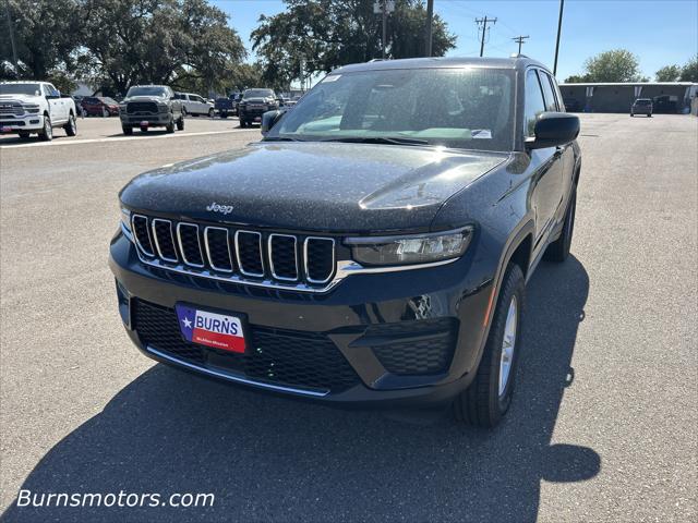 2025 Jeep Grand Cherokee GRAND CHEROKEE LAREDO 4X2 2025 Jeep Grand Cherokee GRAND CHEROKEE LAREDO 4X2