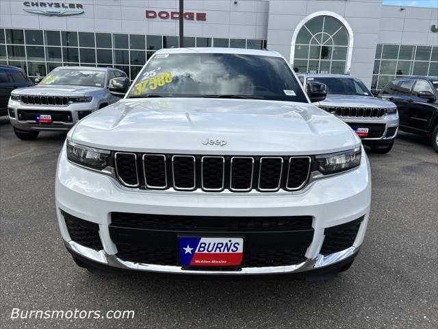 2025 Jeep Grand Cherokee GRAND CHEROKEE L LAREDO 4X2 2025 Jeep Grand Cherokee GRAND CHEROKEE L LAREDO 4X2