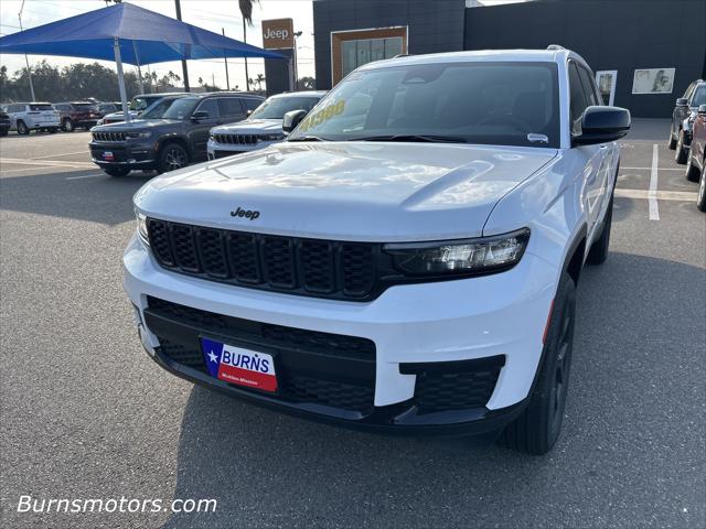 2025 Jeep Grand Cherokee GRAND CHEROKEE L ALTITUDE 4X2 2025 Jeep Grand Cherokee GRAND CHEROKEE L ALTITUDE 4X2