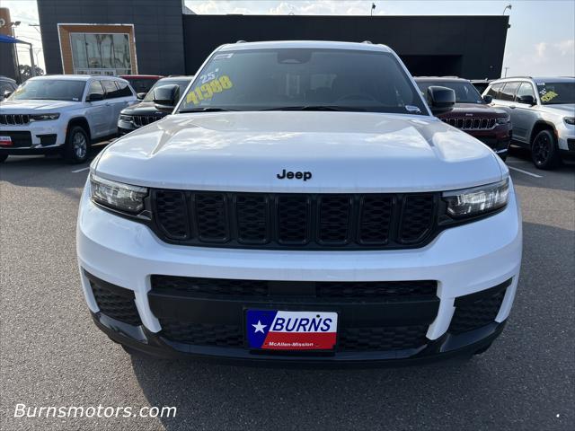 2025 Jeep Grand Cherokee GRAND CHEROKEE L ALTITUDE 4X2 2025 Jeep Grand Cherokee GRAND CHEROKEE L ALTITUDE 4X2