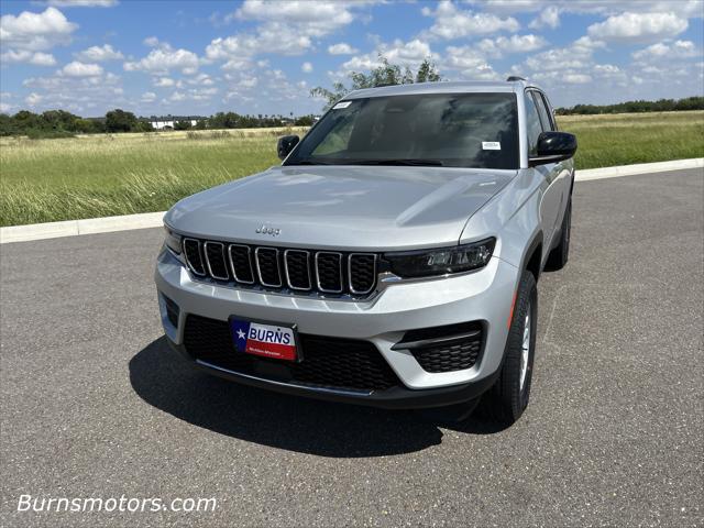 2025 Jeep Grand Cherokee GRAND CHEROKEE LAREDO 4X2 2025 Jeep Grand Cherokee GRAND CHEROKEE LAREDO 4X2