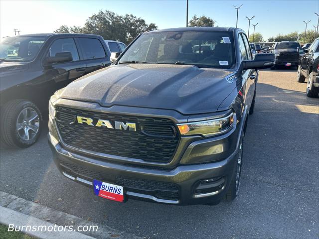 2025 RAM Ram 1500 RAM 1500 LONE STAR CREW CAB 4X2 57 BOX