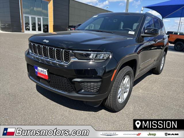 2025 Jeep Grand Cherokee GRAND CHEROKEE LAREDO 4X2 2025 Jeep Grand Cherokee GRAND CHEROKEE LAREDO 4X2