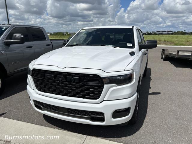 2025 RAM Ram 1500 RAM 1500 TRADESMAN CREW CAB 4X2 57 BOX 2025 RAM Ram 1500 RAM 1500 TRADESMAN CREW CAB 4X2 57 BOX