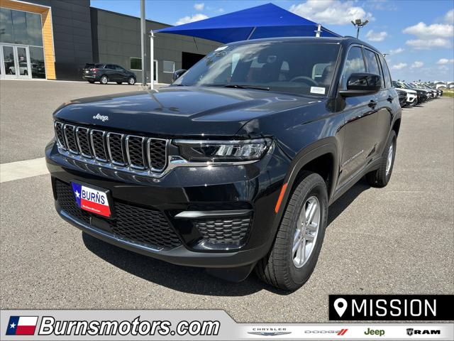 2025 Jeep Grand Cherokee GRAND CHEROKEE LAREDO 4X2