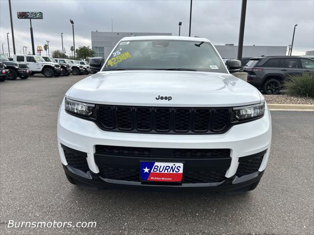 2025 Jeep Grand Cherokee GRAND CHEROKEE L ALTITUDE 4X2