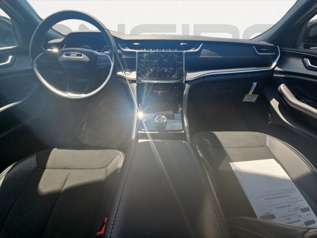 2025 Jeep Grand Cherokee GRAND CHEROKEE L ALTITUDE 4X2 2025 Jeep Grand Cherokee GRAND CHEROKEE L ALTITUDE 4X2