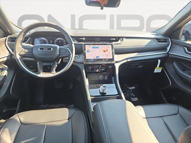 2025 Jeep Grand Cherokee GRAND CHEROKEE L LIMITED 4X2