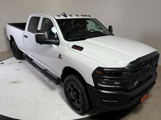 2026 RAM Ram 3500 RAM 3500 TRADESMAN CREW CAB 4X4 8 BOX
