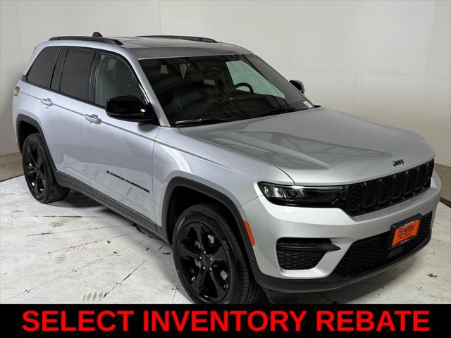 2025 Jeep Grand Cherokee GRAND CHEROKEE ALTITUDE X 4X4