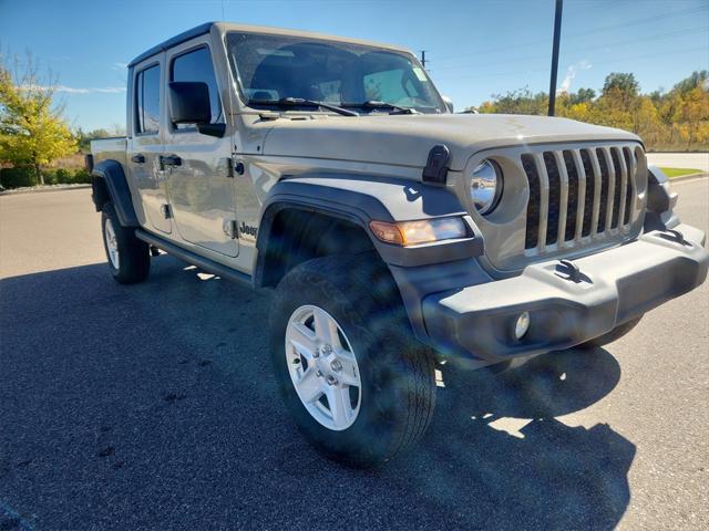 2020 Jeep Gladiator Sport S 4X4 2020 Jeep Gladiator Sport S 4X4