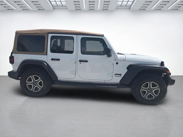 2020 Jeep Wrangler Unlimited Black and Tan 4X4