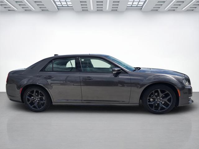 2023 Chrysler 300 Touring L 2023 Chrysler 300 Touring L