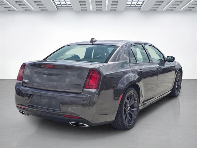 2023 Chrysler 300 Touring L 2023 Chrysler 300 Touring L