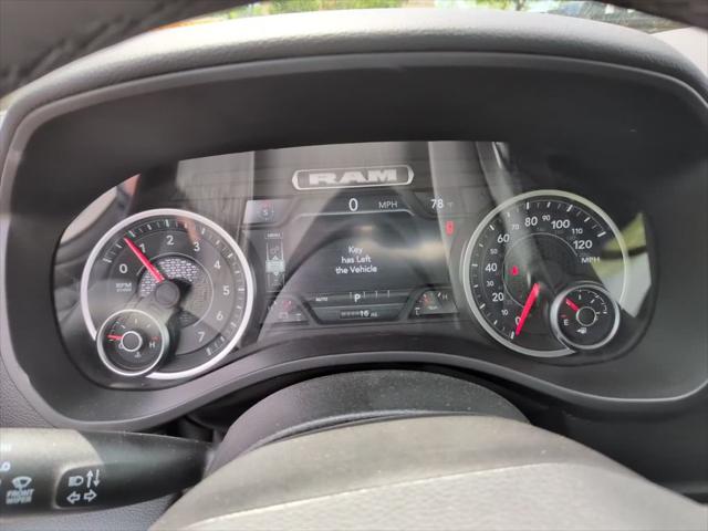 2026 Ram 1500 Big Horn Crew Cab 4x4 5'7" Box
