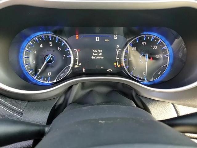 2026 Chrysler Pacifica Select AWD
