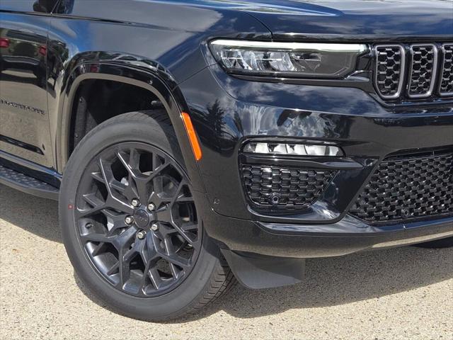 2025 Jeep Grand Cherokee GRAND CHEROKEE SUMMIT 4X4