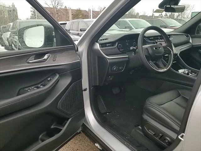 2025 Jeep Grand Cherokee Limited 4x4