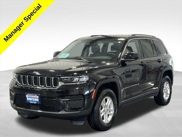 2022 Jeep Grand Cherokee Laredo 4x4