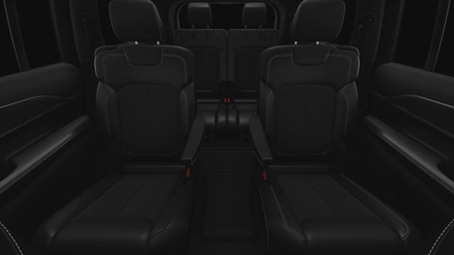 2025 Jeep Grand Cherokee GRAND CHEROKEE L ALTITUDE 4X2 2025 Jeep Grand Cherokee GRAND CHEROKEE L ALTITUDE 4X2