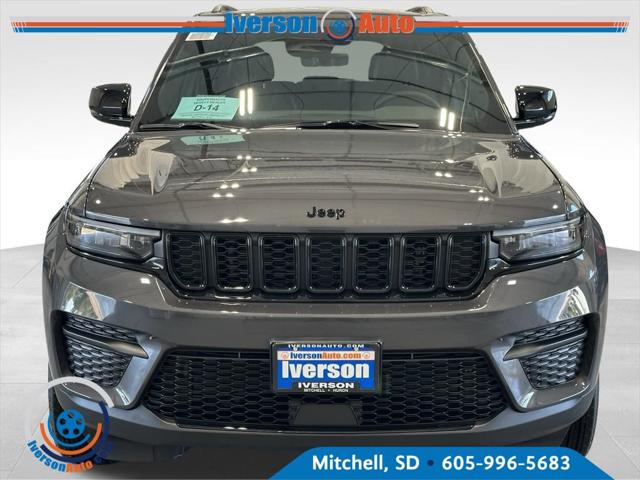 2025 Jeep Grand Cherokee GRAND CHEROKEE ALTITUDE 4X4 2025 Jeep Grand Cherokee GRAND CHEROKEE ALTITUDE 4X4