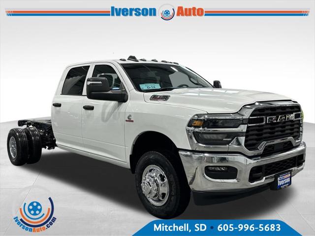 2026 RAM Ram 3500 Chassis Cab RAM 3500 TRADESMAN CREW CAB CHASSIS 4X4 60 CA 2026 RAM Ram 3500 Chassis Cab RAM 3500 TRADESMAN CREW CAB CHASSIS 4X4 60 CA