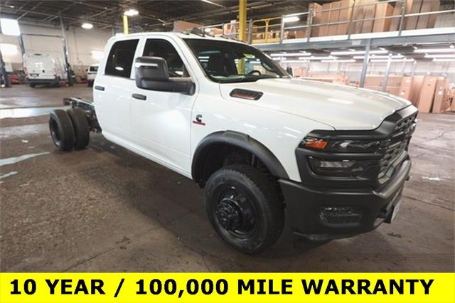 2026 RAM Ram 3500 Chassis Cab RAM 3500 TRADESMAN CREW CAB CHASSIS 4X4 60 CA 2026 RAM Ram 3500 Chassis Cab RAM 3500 TRADESMAN CREW CAB CHASSIS 4X4 60 CA