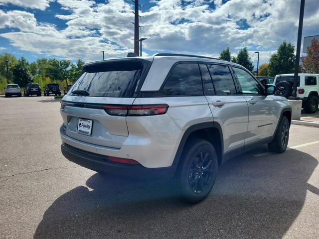 2025 Jeep Grand Cherokee GRAND CHEROKEE ALTITUDE 4X4