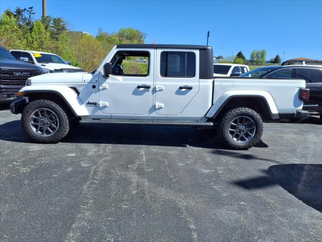 2020 Jeep Gladiator Altitude 4X4 2020 Jeep Gladiator Altitude 4X4
