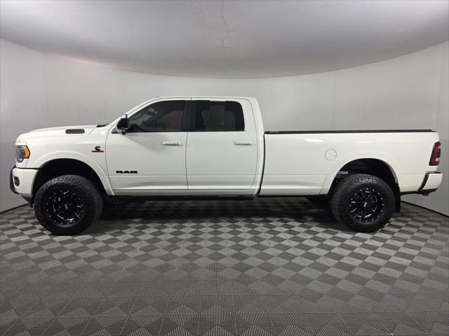 2022 RAM 3500 Limited Crew Cab 4x4 8 Box 2022 RAM 3500 Limited Crew Cab 4x4 8 Box