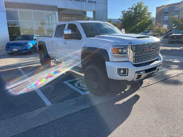 2019 GMC Sierra 2500HD Denali 2019 GMC Sierra 2500HD Denali