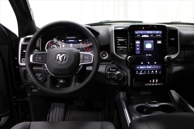 2025 RAM 1500 Big Horn Crew Cab 4x4 57 Box 2025 RAM 1500 Big Horn Crew Cab 4x4 57 Box