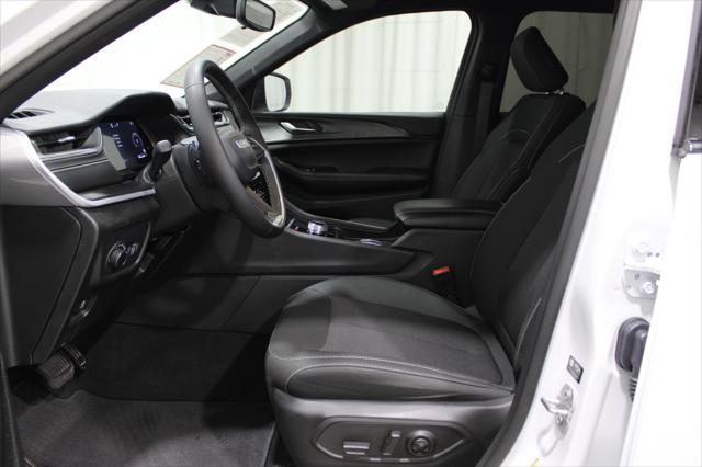 2024 Jeep Grand Cherokee Laredo X 4x4 2024 Jeep Grand Cherokee Laredo X 4x4