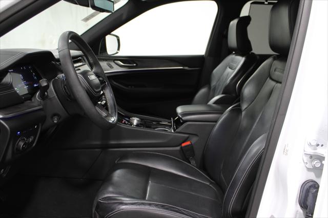 2023 Jeep Grand Cherokee 4xe Overland 2023 Jeep Grand Cherokee 4xe Overland