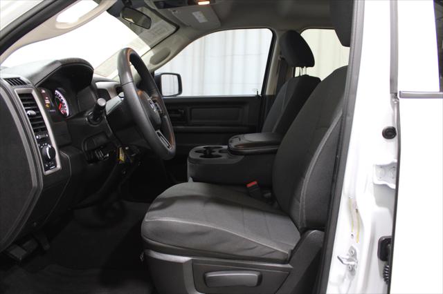 2023 RAM 1500 Classic Tradesman Crew Cab 4x2 57 Box 2023 RAM 1500 Classic Tradesman Crew Cab 4x2 57 Box