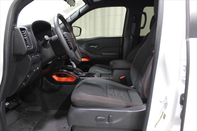 2024 Nissan Frontier Crew Cab PRO-4X 4x4 2024 Nissan Frontier Crew Cab PRO-4X 4x4