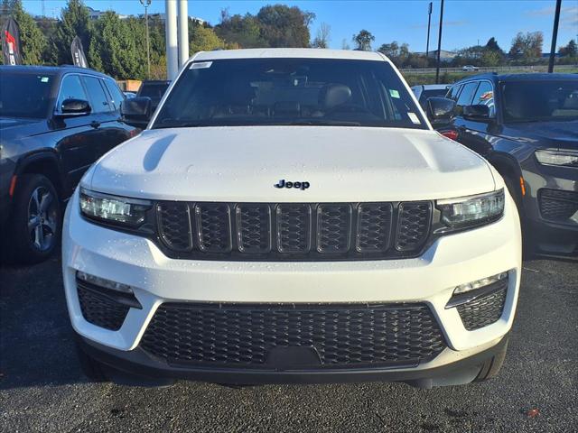 2025 Jeep Grand Cherokee GRAND CHEROKEE LIMITED 4X4 2025 Jeep Grand Cherokee GRAND CHEROKEE LIMITED 4X4