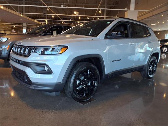 2025 Jeep Compass COMPASS LATITUDE 4X4