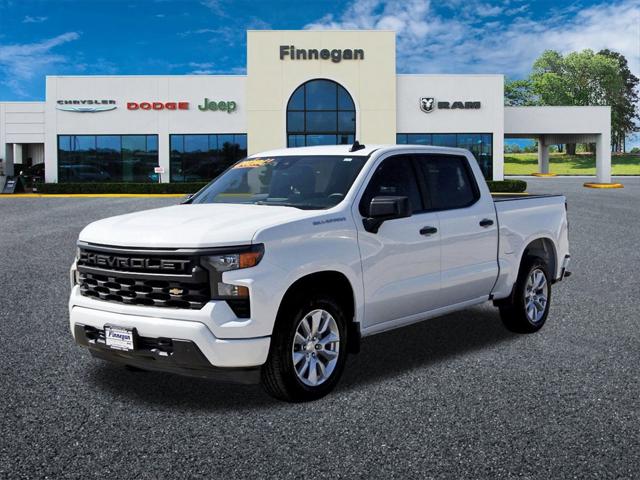 2022 Chevrolet Silverado 1500 2WD Crew Cab Short Bed Custom