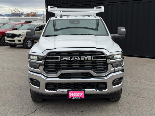 2026 RAM Ram 3500 Chassis Cab RAM 3500 TRADESMAN CREW CAB CHASSIS 4X4 60 CA