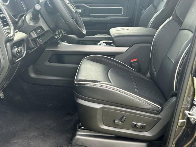 2025 RAM Ram 3500 RAM 3500 LARAMIE CREW CAB 4X4 64 BOX