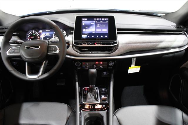 2025 Jeep Compass COMPASS LATITUDE 4X4 2025 Jeep Compass COMPASS LATITUDE 4X4