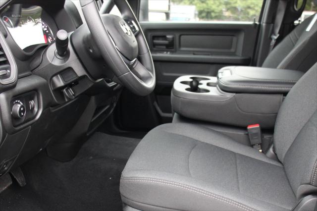 2026 RAM Ram 2500 RAM 2500 TRADESMAN CREW CAB 4X4 64 BOX 2026 RAM Ram 2500 RAM 2500 TRADESMAN CREW CAB 4X4 64 BOX