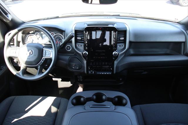 2026 RAM Ram 3500 RAM 3500 TRADESMAN CREW CAB 4X4 64 BOX